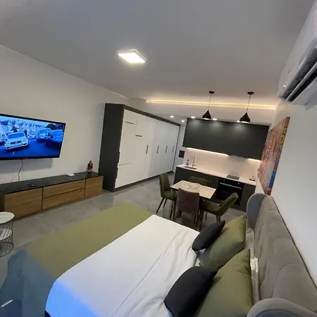 Apartament Long *